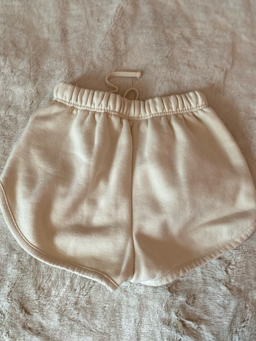 Fear of God Essential women’s mini sweat shorts - Picture 2 of 11